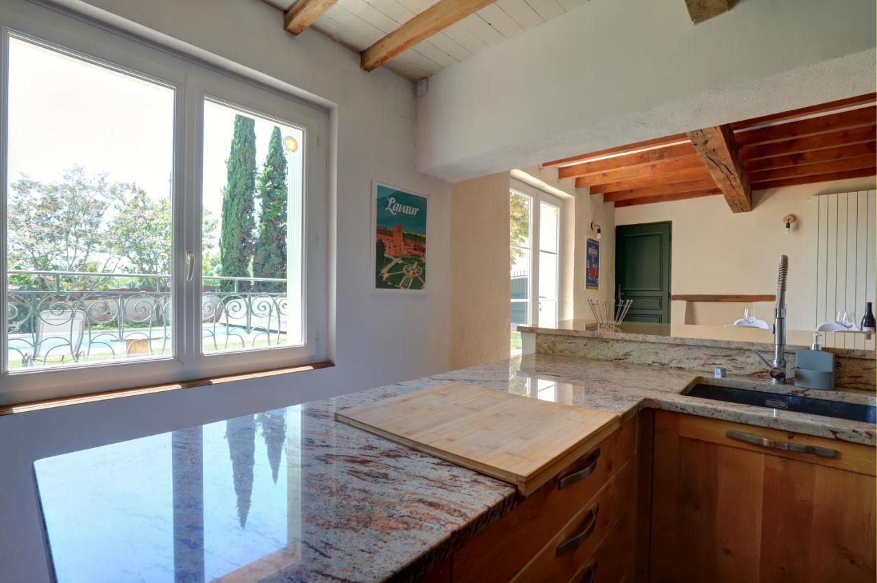 Gîte la grappe Occitane - 14 personnes - piscine privée Ambres Exterior foto