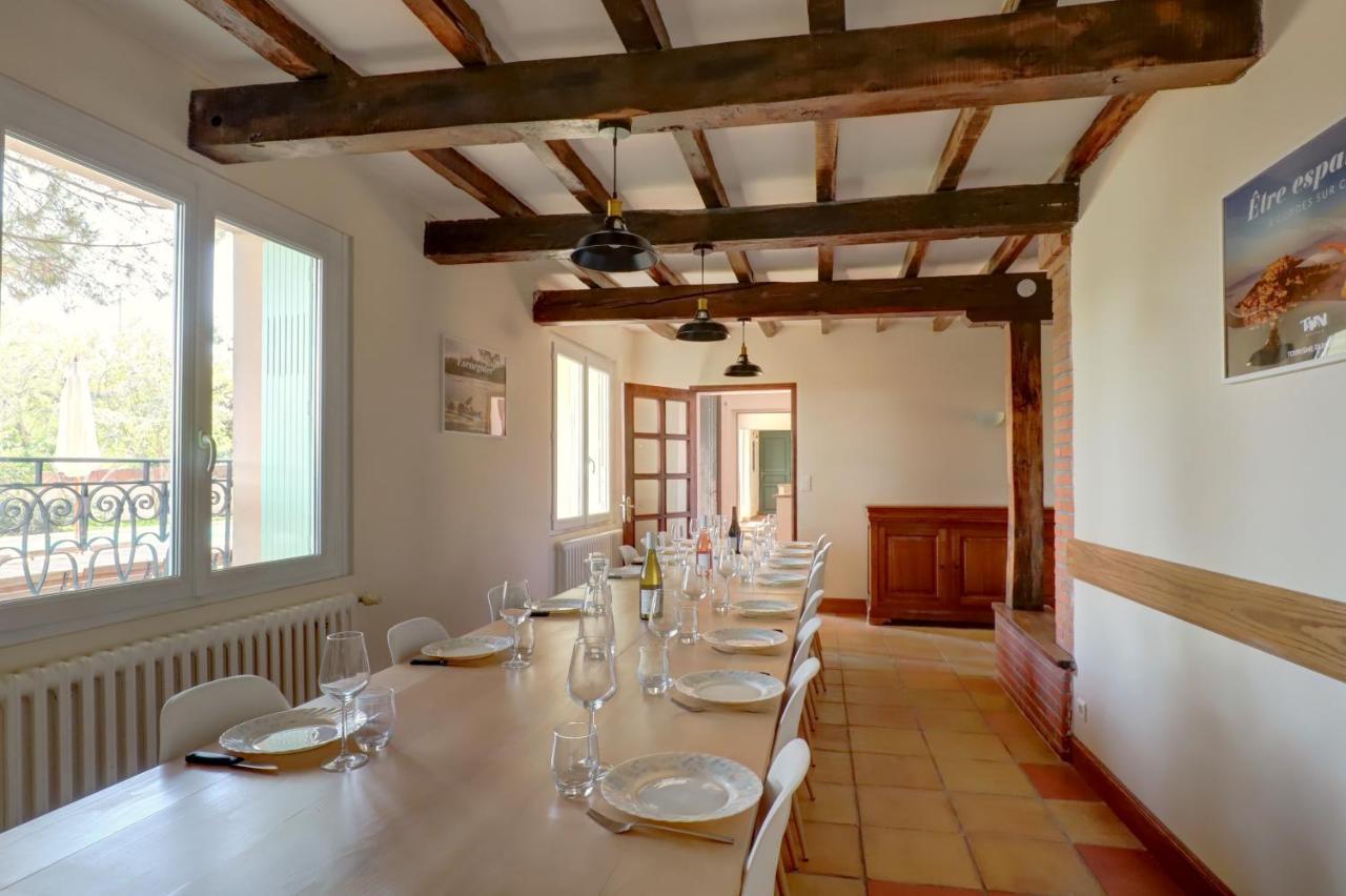 Gîte la grappe Occitane - 14 personnes - piscine privée Ambres Exterior foto